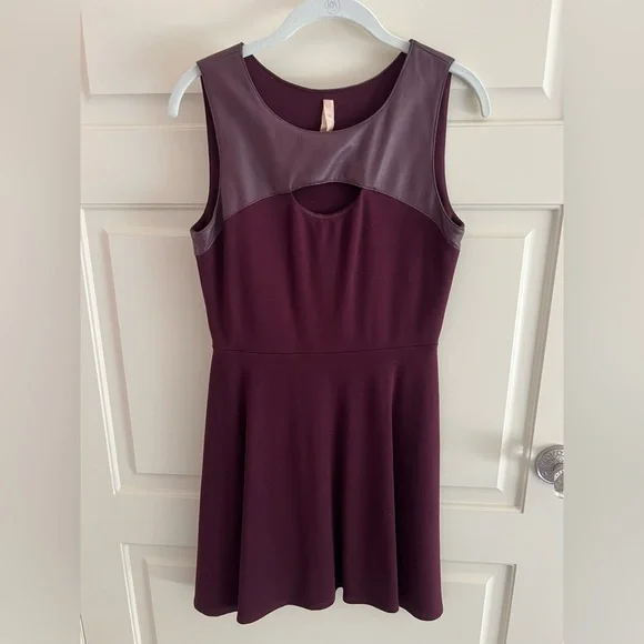 bailey 44 faux leather dress BAILEY 44 Size XS BLACK RAYON FAUX LEATHER TRIM DRESS